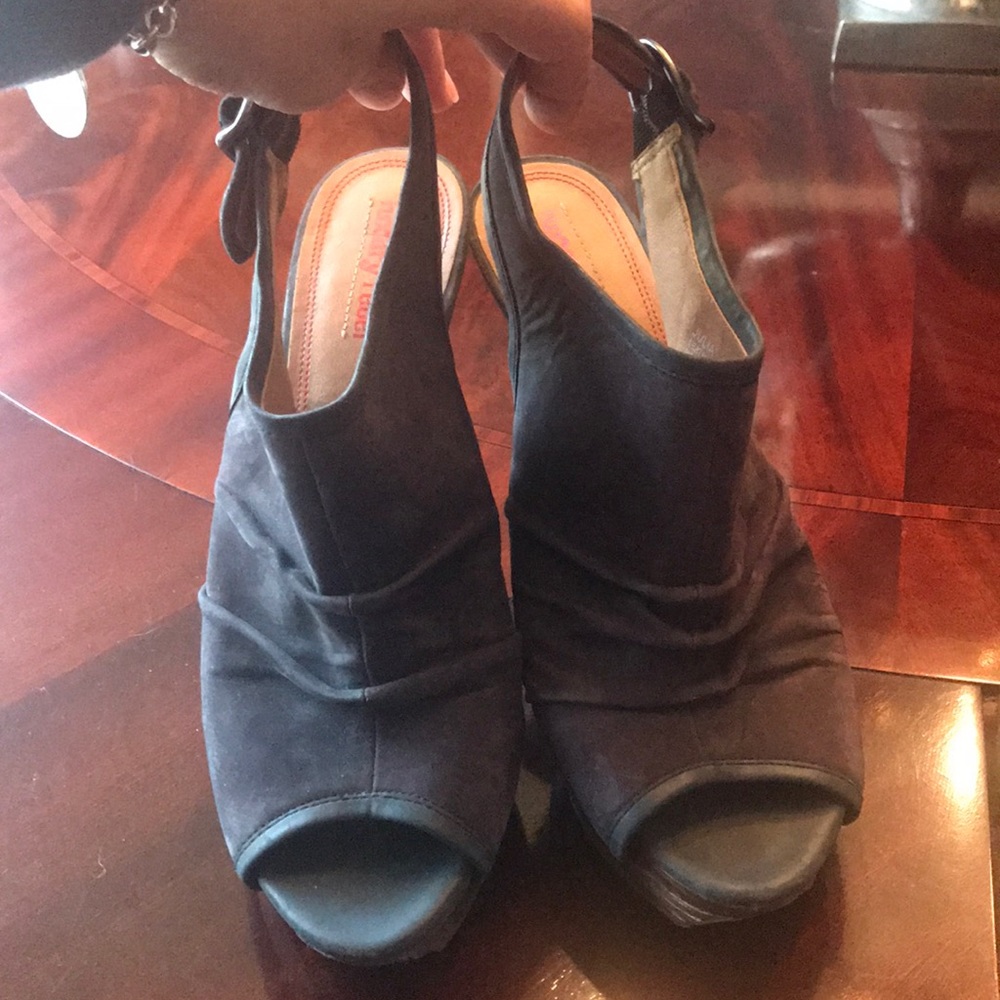 navy suede slingbacks